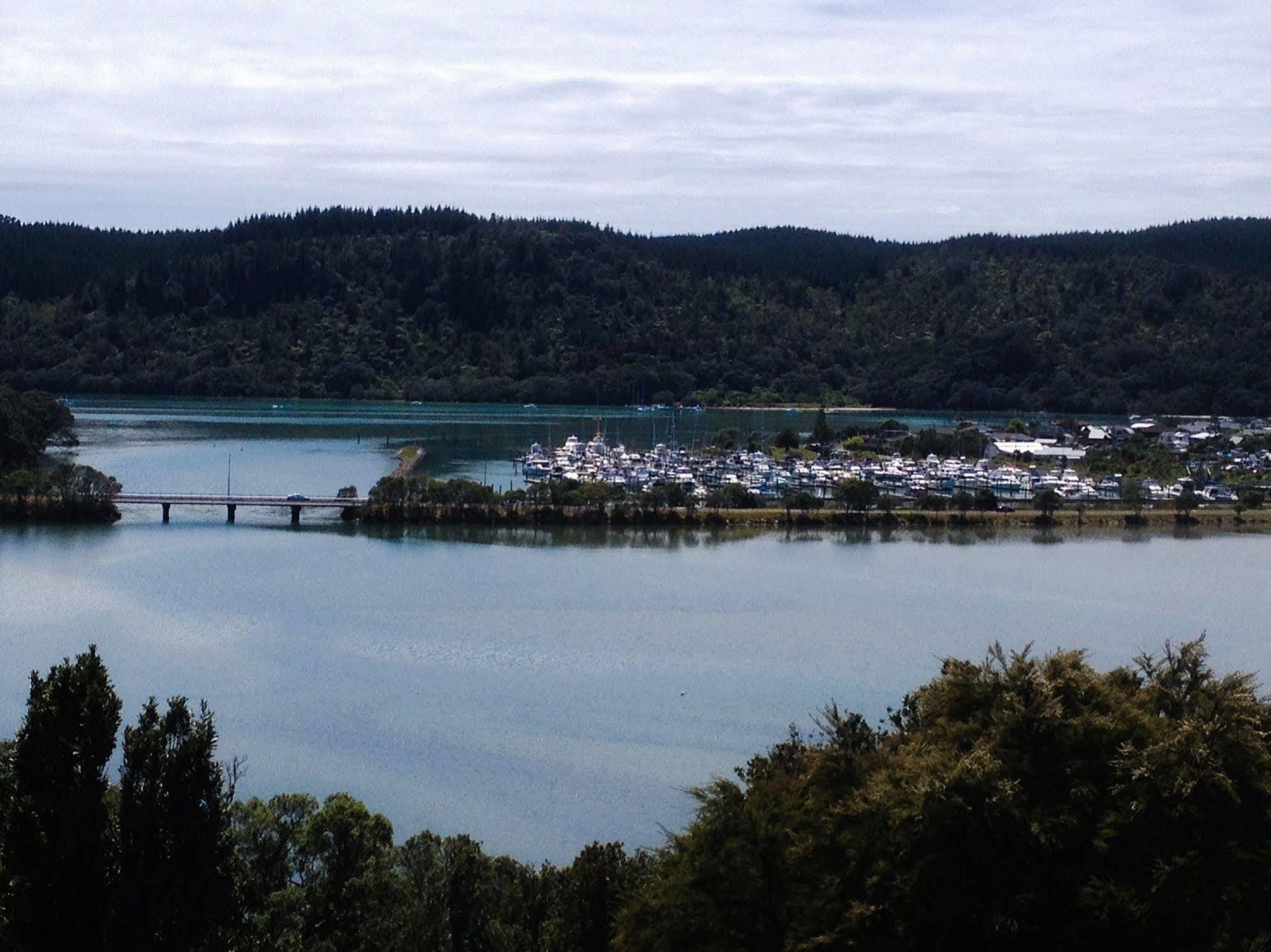 Whangamata Vistas B&B Exteriör bild