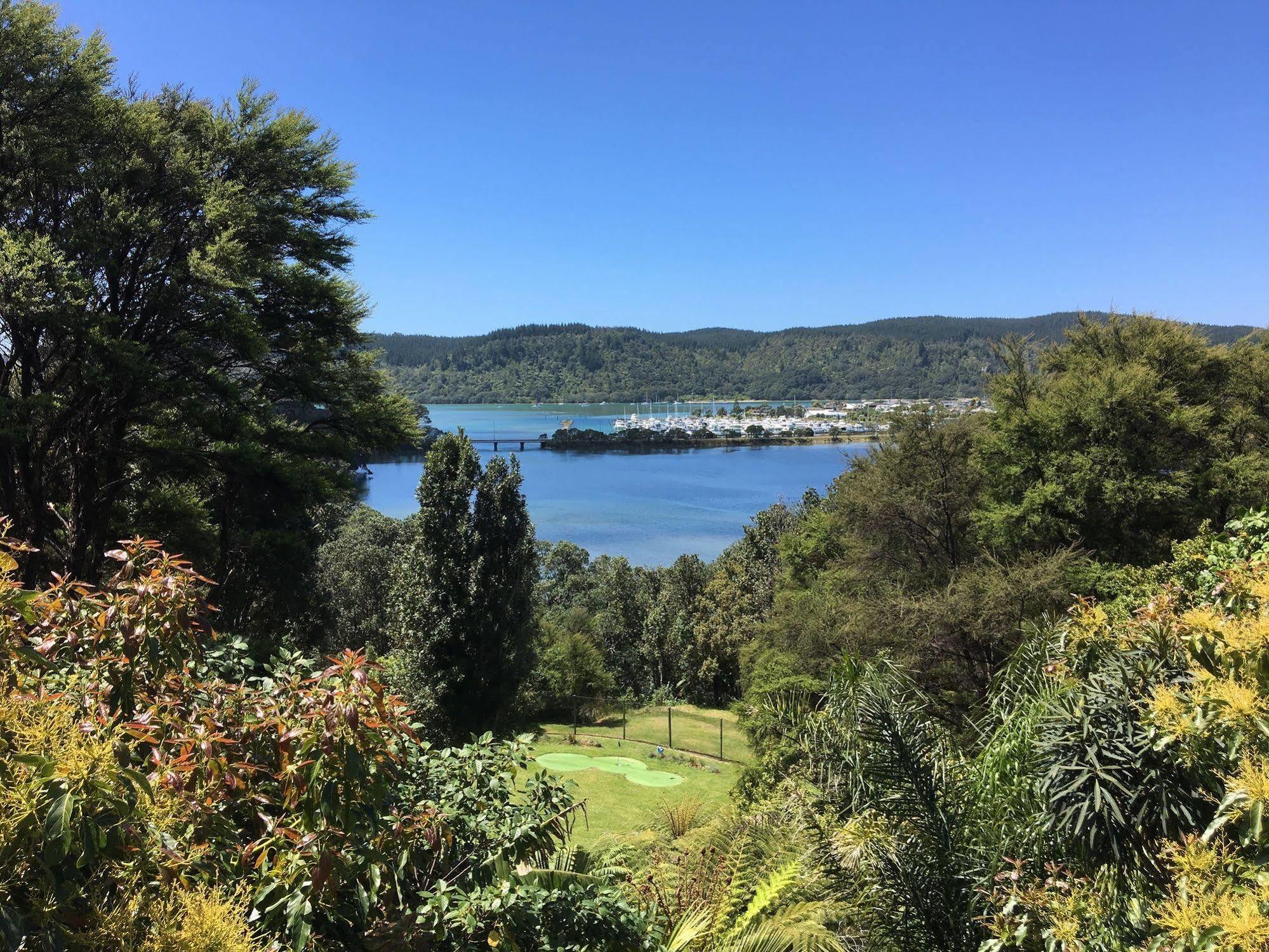 Whangamata Vistas B&B Exteriör bild